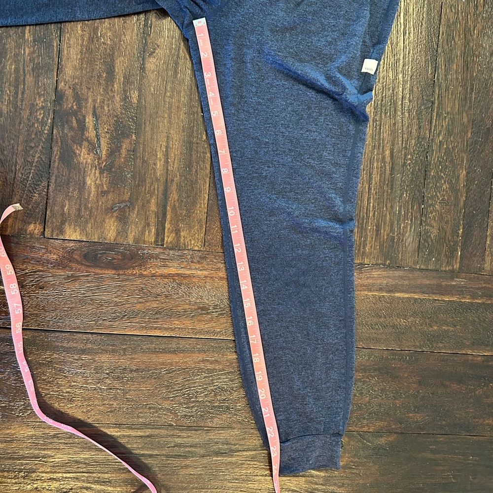 Vuori Performance Navy Drawstring Jogger Pants - image 7